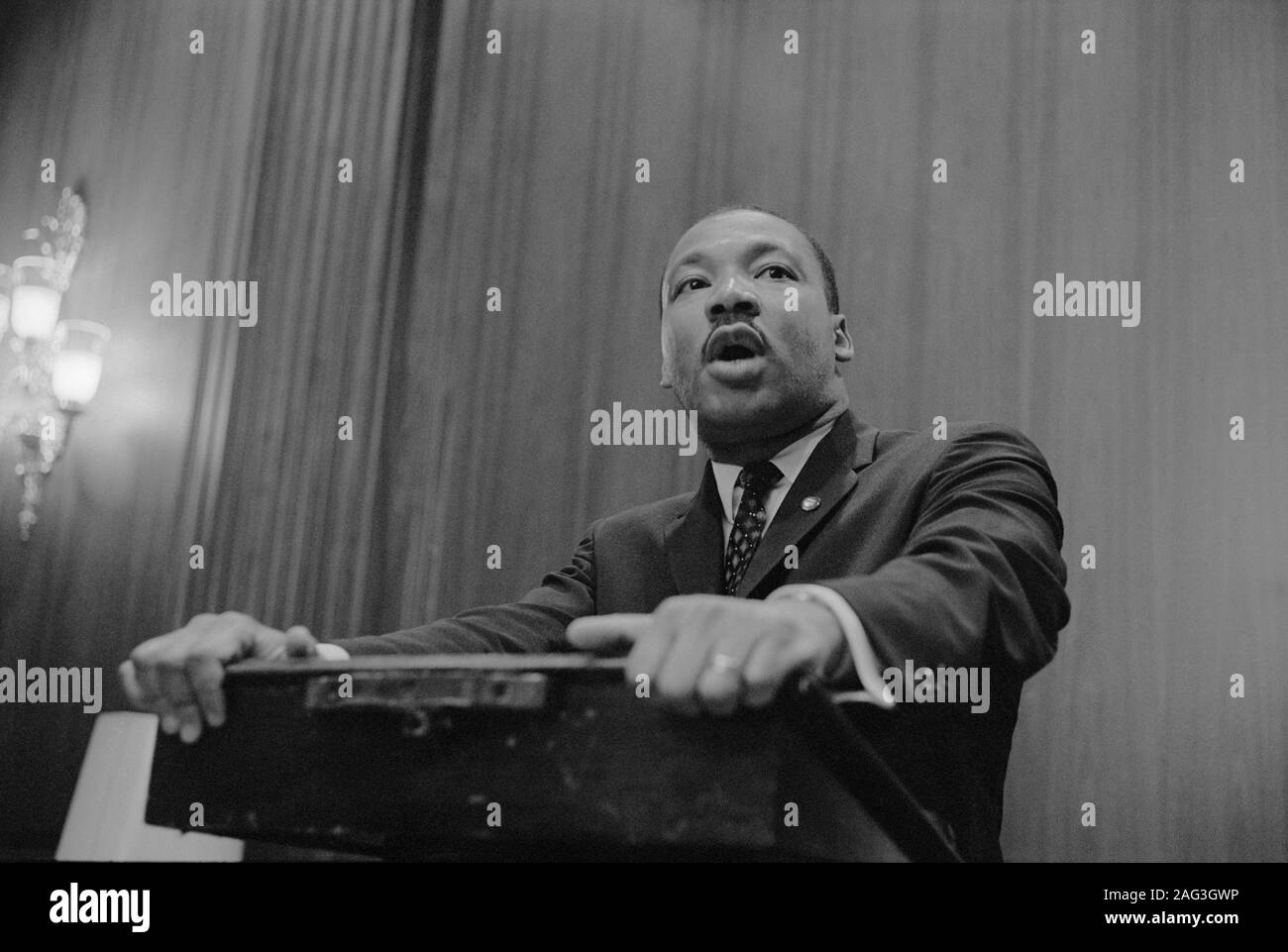 Martin Luther King, conférence de presse, Washington, D.C., USA, Photo de Marion S., mars 1964 Trikosko Banque D'Images Martin Luther King, conférence de presse, Washington, D.C., USA, Photo de Marion S., mars 1964 Trikosko Banque D'Images