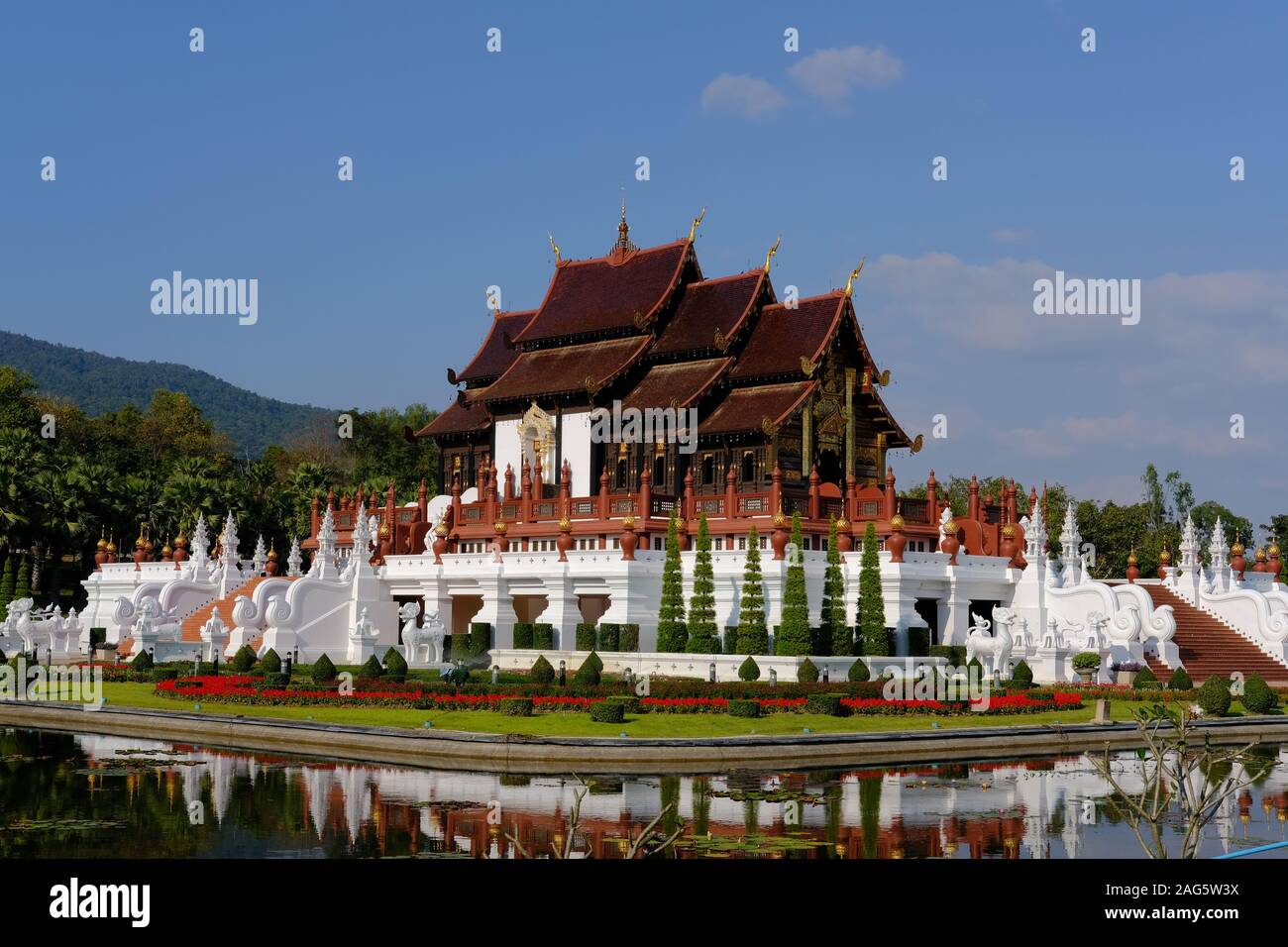 Royal Pavilion à royal park rajapruek qui en jardin botanique à Chiang Mai, Thaïlande Banque D'Images