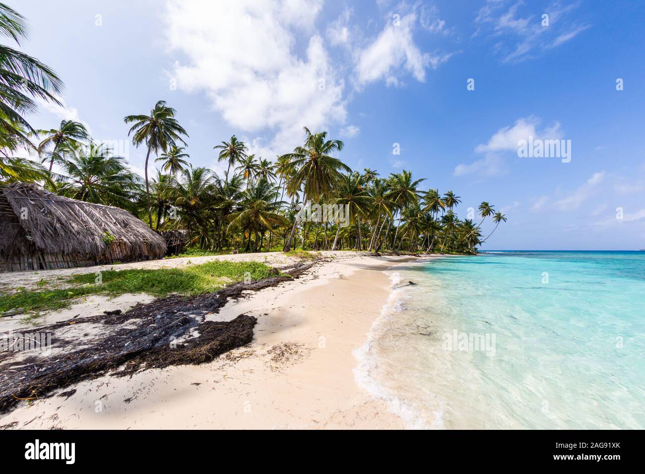 Magnifique paysage de l'océan sous le ciel nuageux dans les îles San Blas, Panama Banque D'Images