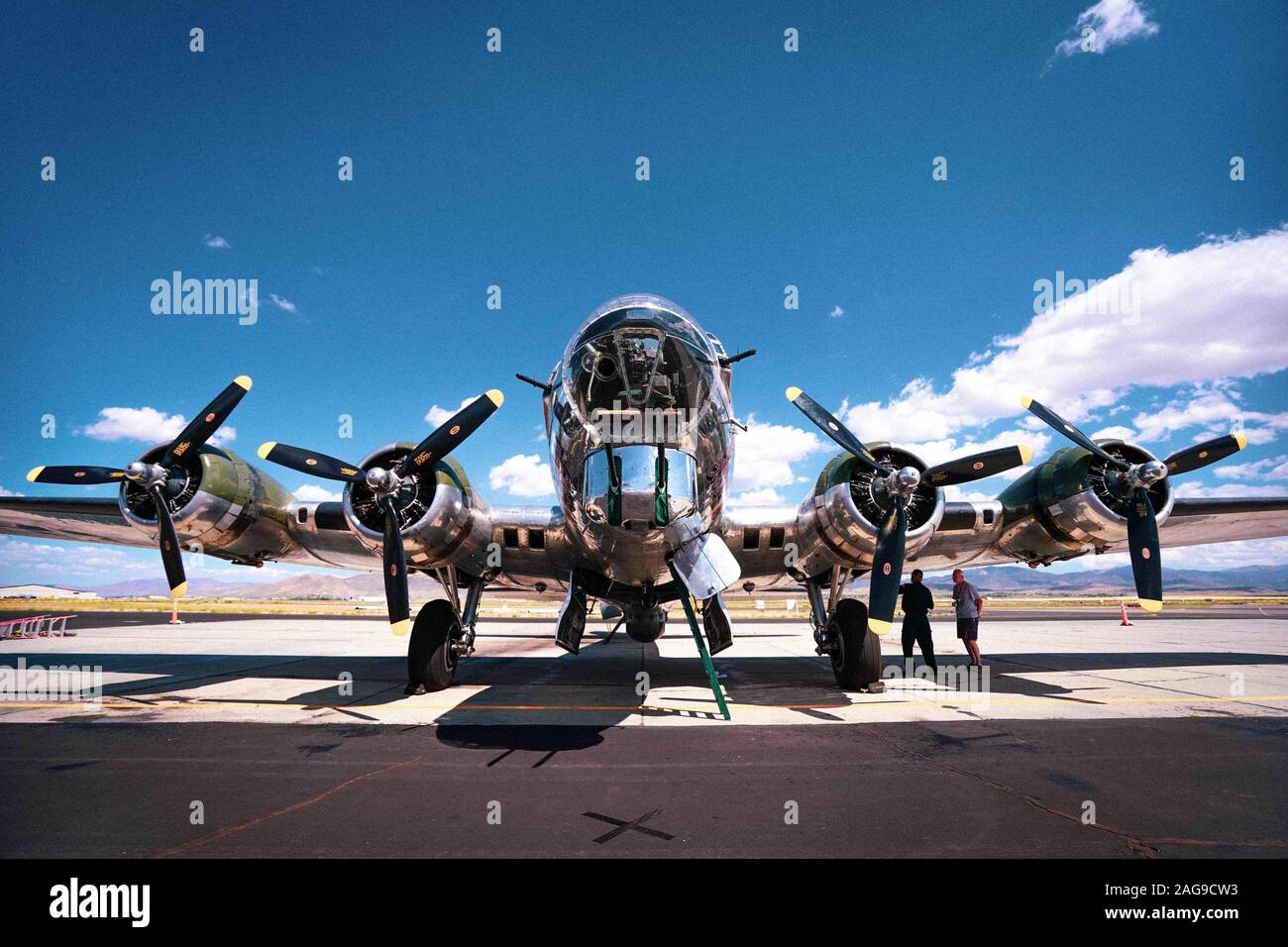 Extérieur D'un Bombardier B-17 De La Seconde Guerre Mondiale Dans Un ...