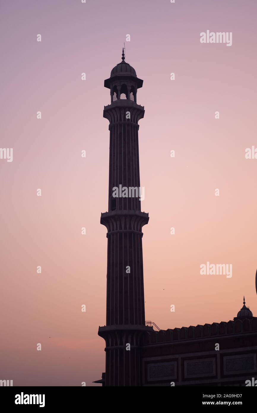 Silhouette d'Jama Masjid dans la vieille ville de Delhi, Inde Banque D'Images
