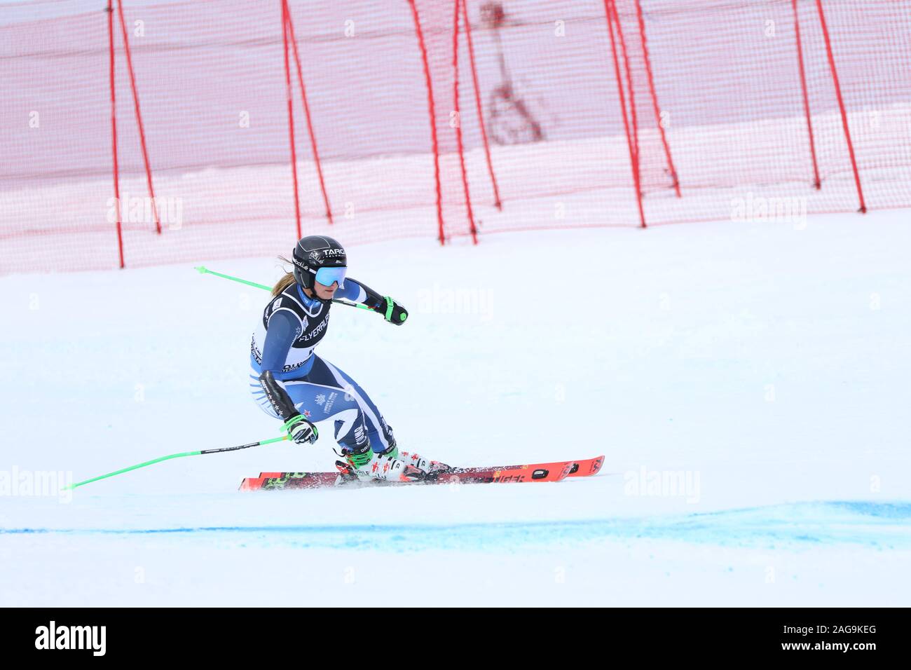 Courchevel France Déc 17 219 Alice Robinson de la Nouvelle-Zélande en compétition dans le slalom géant féminin AUDI FIS Coupe du Monde de Ski Alpin Ski alpin Sports d'hiver 2019-2020 Banque D'Images