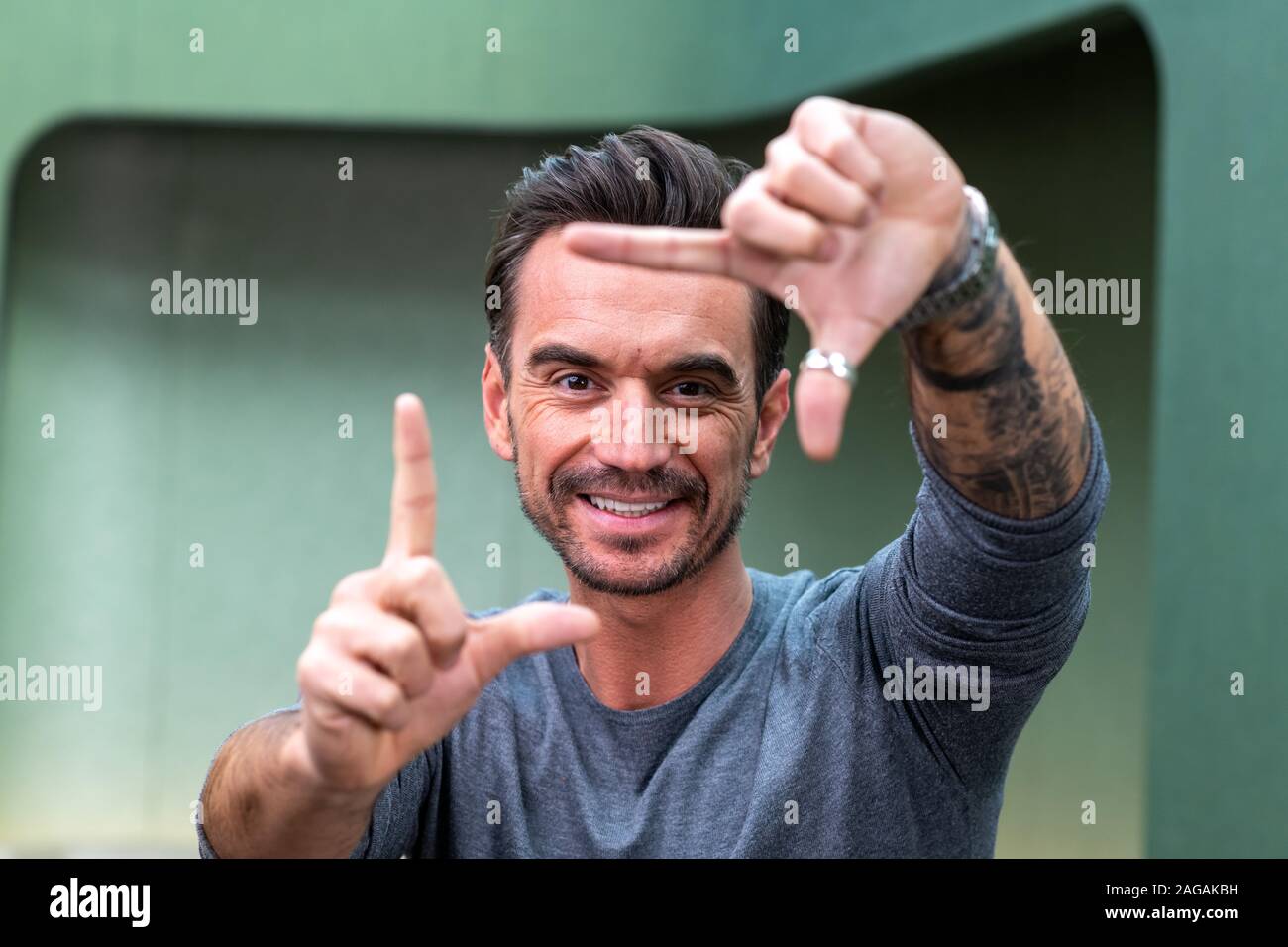 13 décembre 2019, Bavaria, Munich : Florian Silbereisen, animateur, chanteur et comédien, photographié à l'hôtel Bayerischer Hof. Photo : Peter Kneffel/dpa Banque D'Images