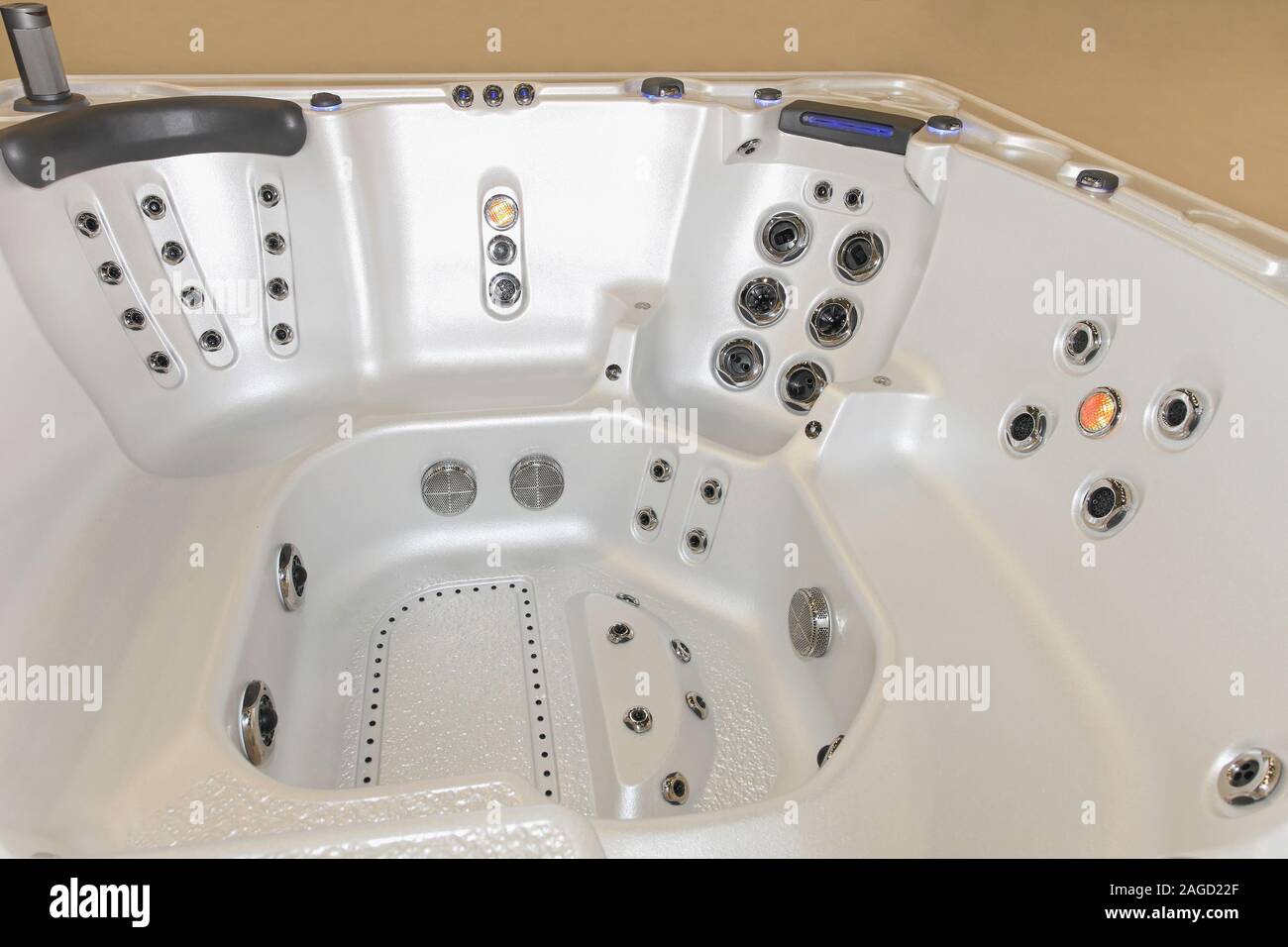 Vide grand bain à remous spa hydro massage Banque D'Images
