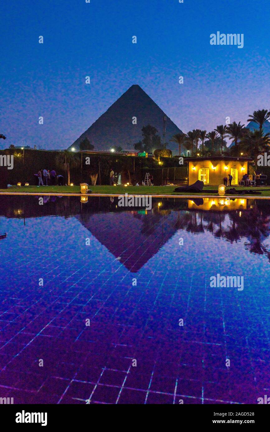 Le 10 novembre, 2019, LE CAIRE EGYPTE, vue sur les grandes pyramides de Gizeh, Le Caire, Égypte de la Mena House Hotel, Cairo Marriott Mena House, Le Caire Banque D'Images
