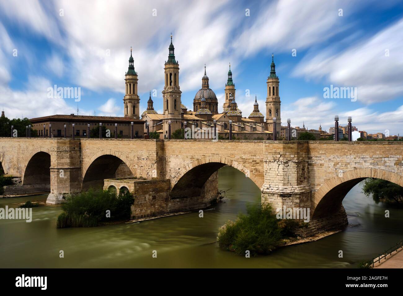 Basilique del Pilar à Saragosse (Espagne) Banque D'Images