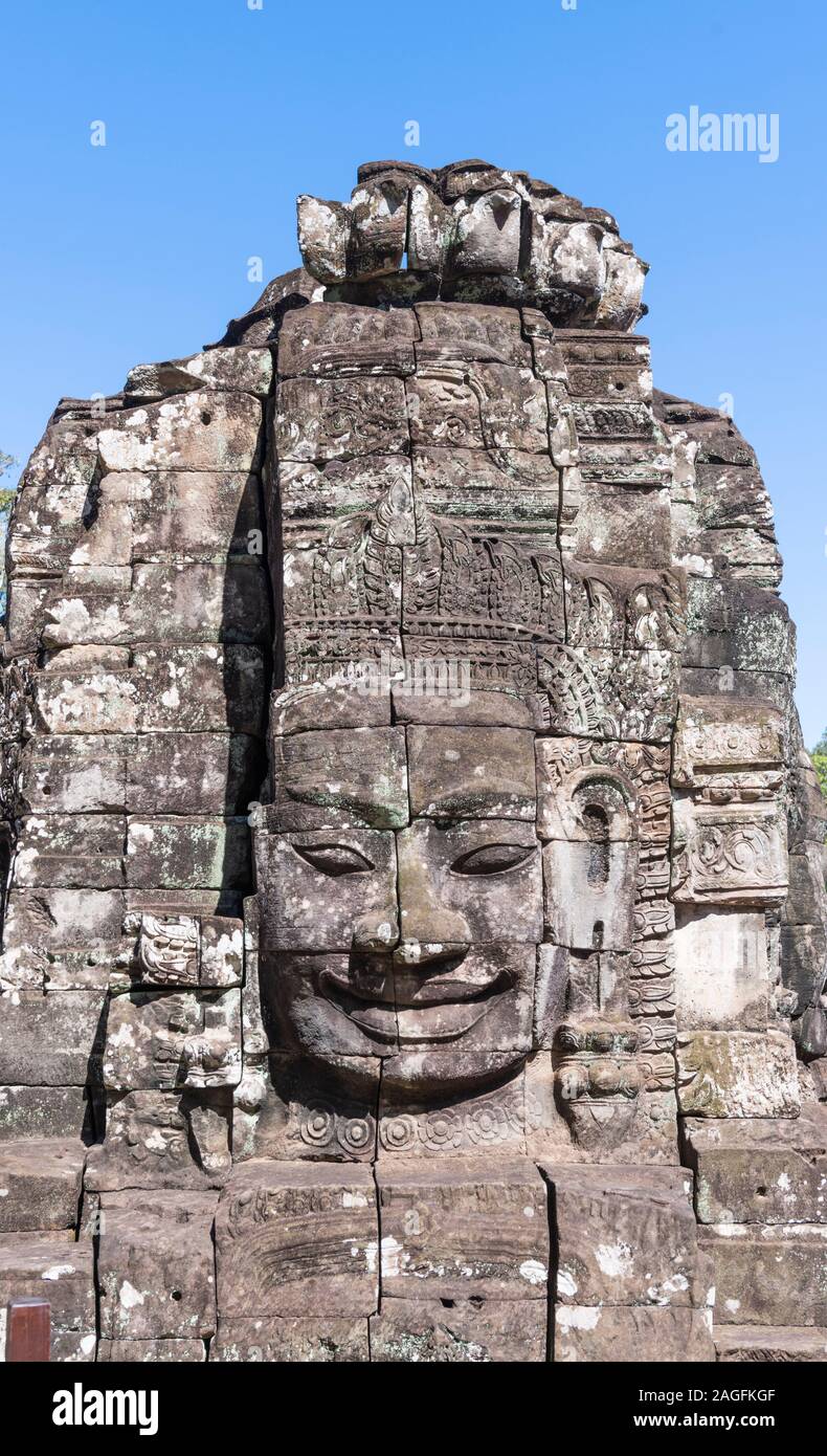 Temple Bayon les statues de Bouddha et des sculptures d'Angkor Thom au Cambodge - Siem Reap complexe Bouddha simple face close up Banque D'Images