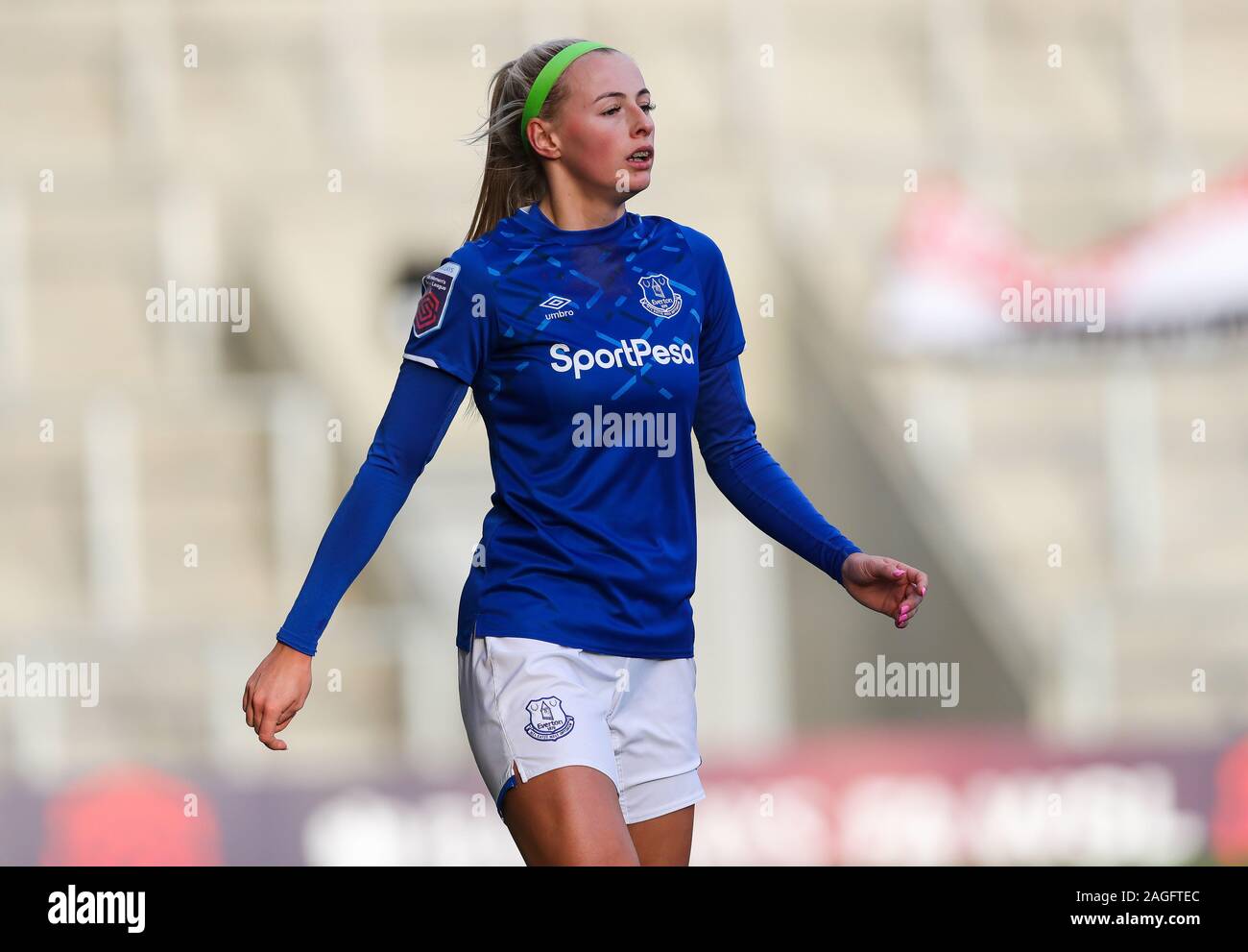 Chloe Kelly d'Everton pendant le match de la Super League féminine de la FA au stade Leigh Sports Village, Manchester. Photo PA. Date de la photo: Dimanche 8 décembre 2019. Voir PA Story FOOTBALL Man Utd Women. Le crédit photo devrait se lire : Barry Coombs/PA Wire. RESTRICTIONS : aucune utilisation avec des fichiers audio, vidéo, données, listes de présentoirs, logos de clubs/ligue ou services « en direct » non autorisés. Utilisation en ligne limitée à 120 images, pas d'émulation vidéo. Aucune utilisation dans les Paris, les jeux ou les publications de club/ligue/joueur unique. Banque D'Images