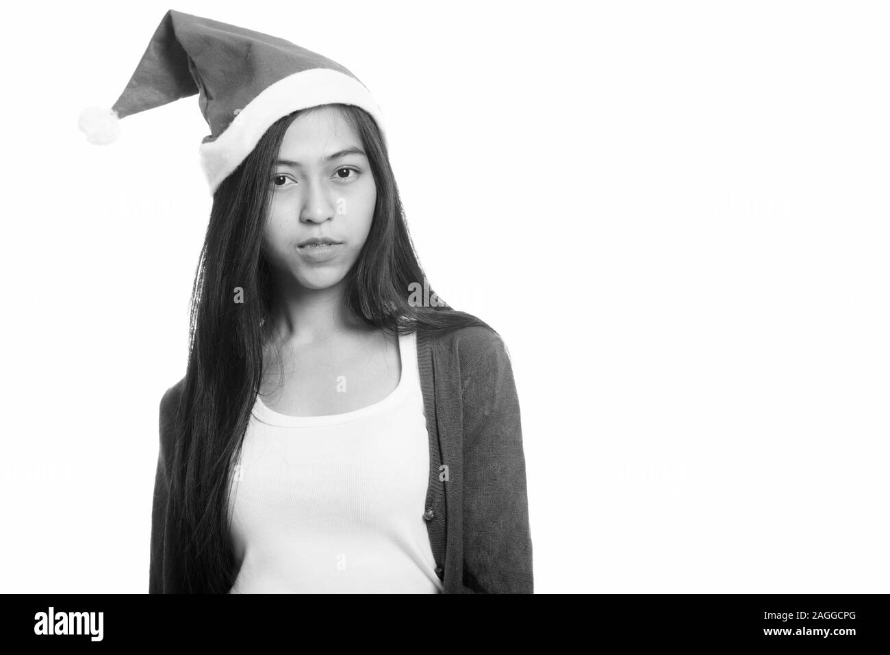 Studio shot of young Asian teenage girl prêt pour Noël Banque D'Images