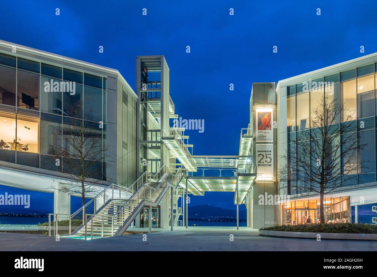 Santander, Espagne. Centro Botín galerie d'art, conçu par le lauréat du prix Pritzker, l'architecte Renzo Piano. Banque D'Images