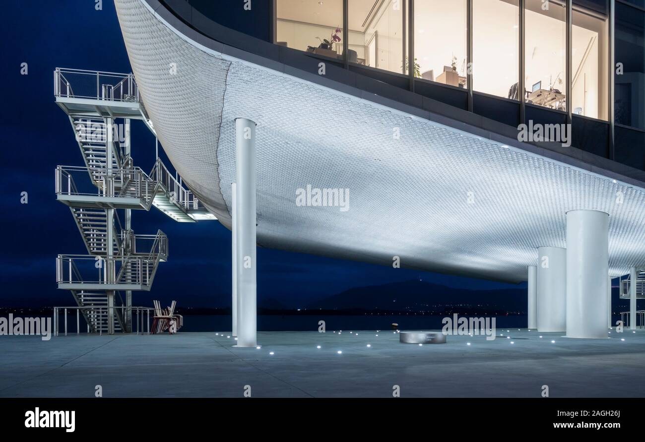 Santander, Espagne. Centro Botín galerie d'art, conçu par le lauréat du prix Pritzker, l'architecte Renzo Piano. Banque D'Images