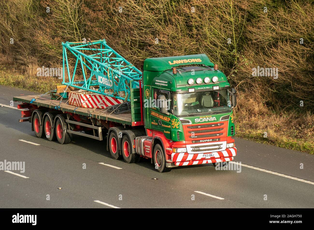 Scania camion remorque plateau Banque de photographies et d’images à