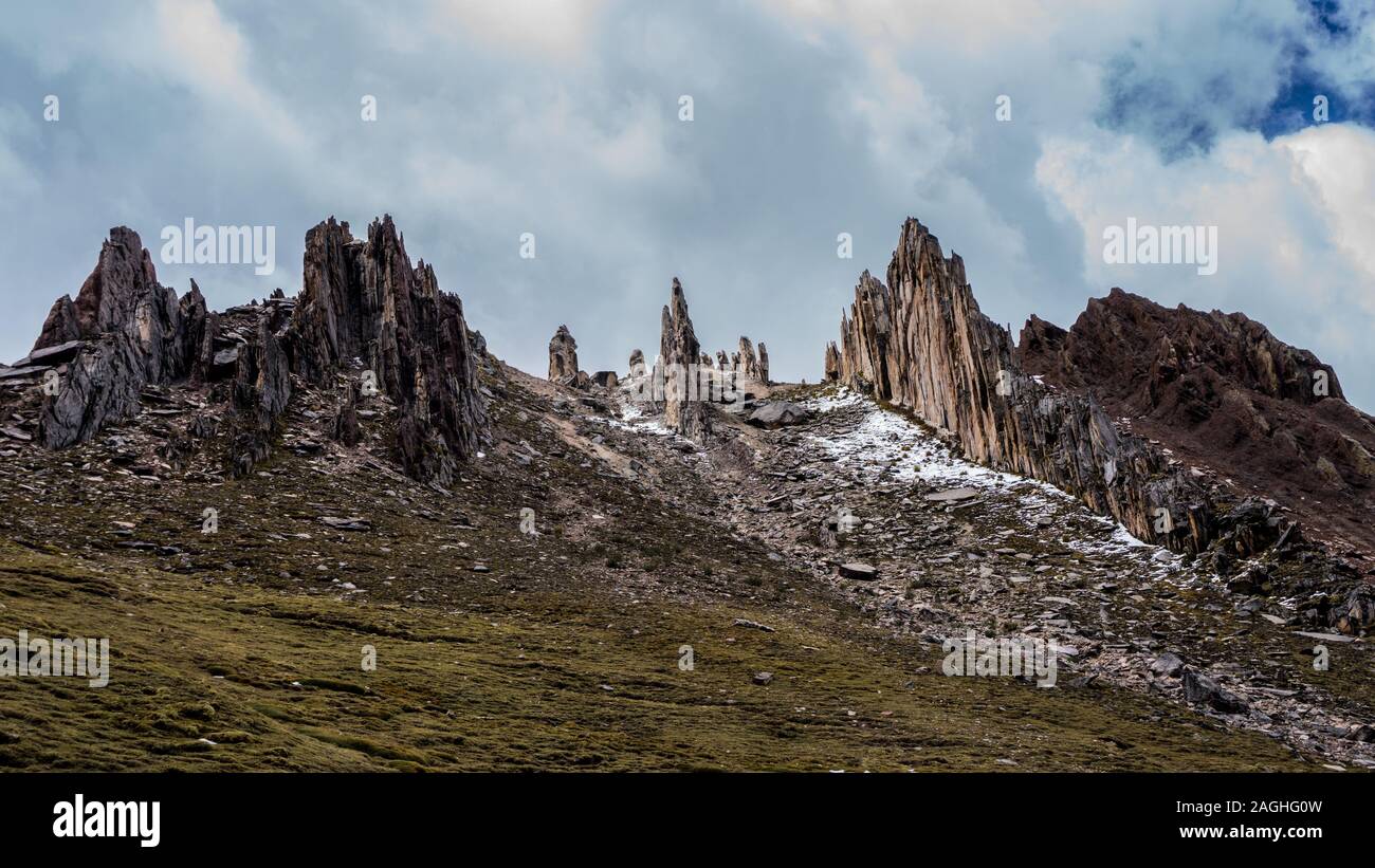 Forêt de pierre dans la région de Cusco au Pérou, dans les Andes Banque D'Images