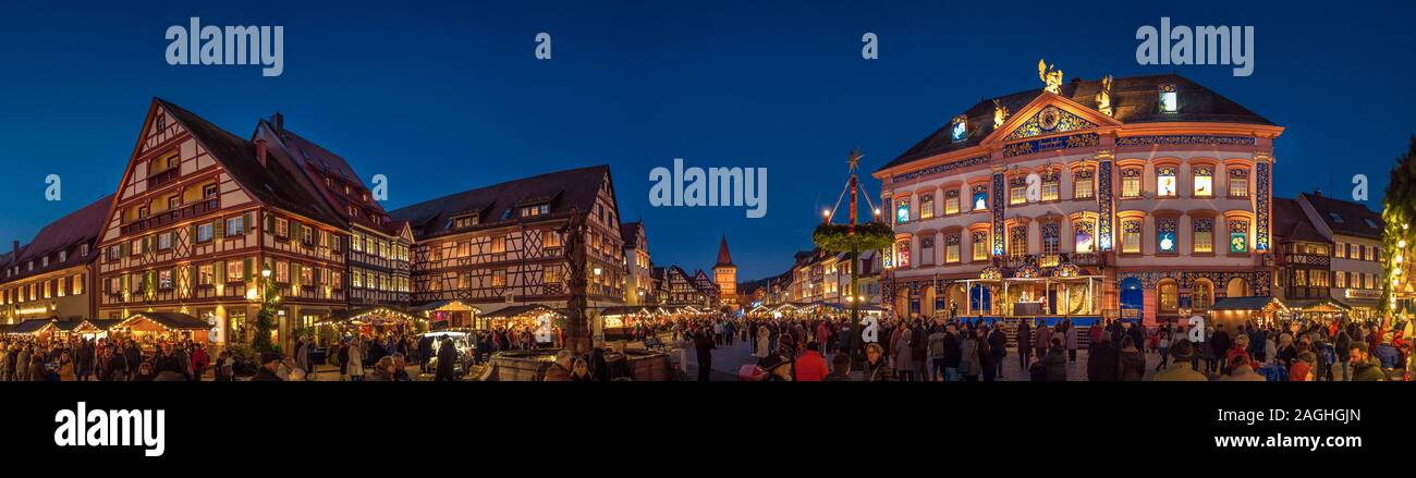 Marché de Noël, crépuscule, Gengenbach, Forêt Noire, Bade-Wurtemberg, Allemagne, Europe Banque D'Images