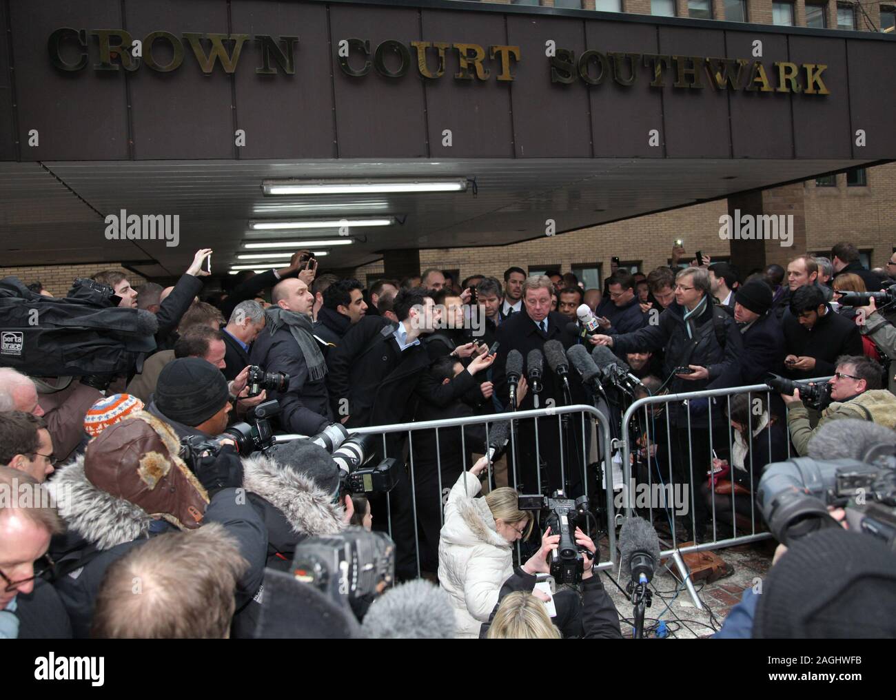 Tottenham football manager Harry Redknapp laissant Southwark Crown court après un effacement de l'évasion fiscale. Banque D'Images