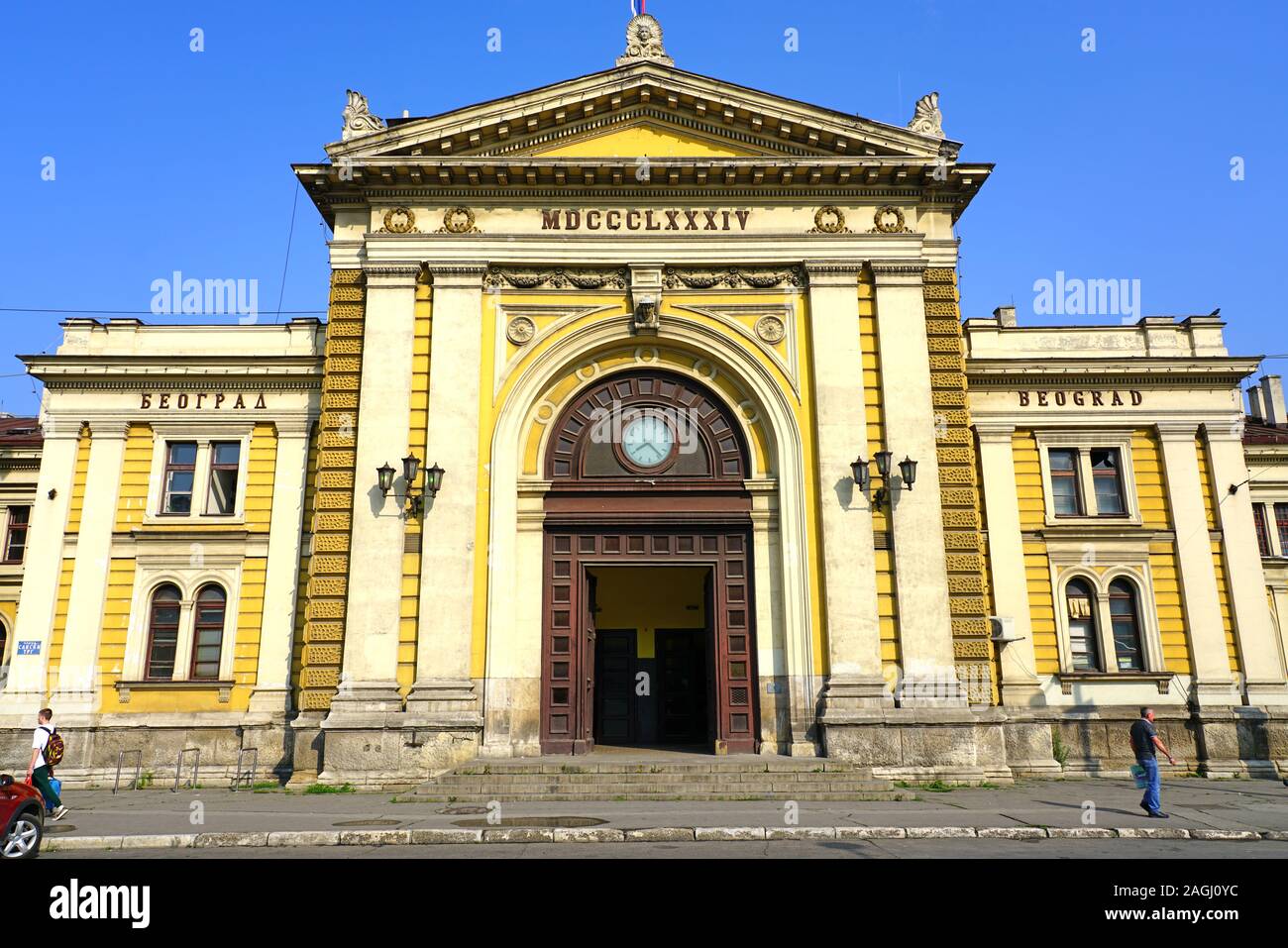 BELGRADE, SERBIE - 19 JUN 2019- Vue de l'ancienne gare ferroviaire principale de Belgrade, un monument bâtiment jaune dans le centre de Belgrade, la capitale de Ser Banque D'Images