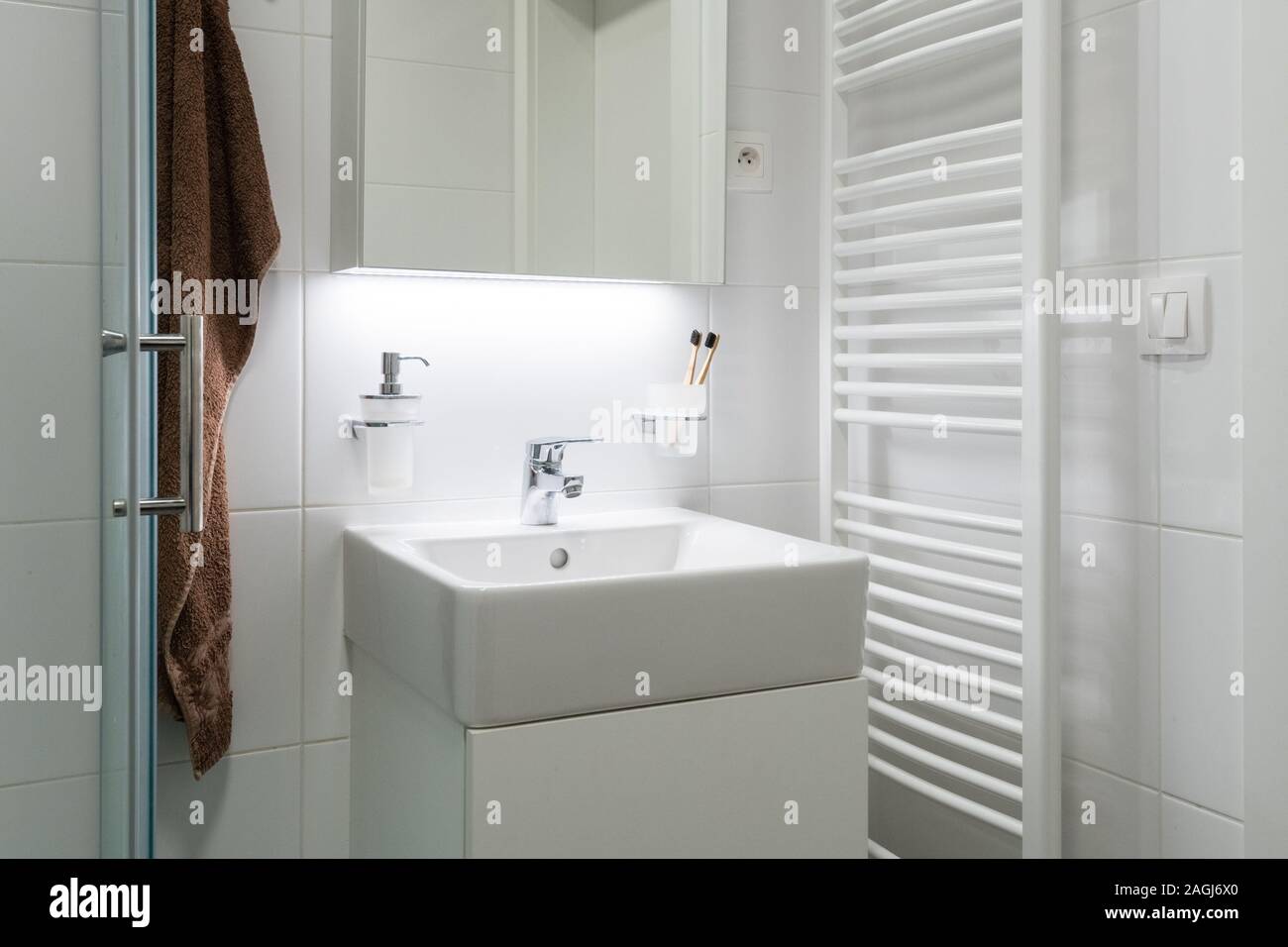 Détail de l'intérieur salle de bains moderne en vacances Banque D'Images