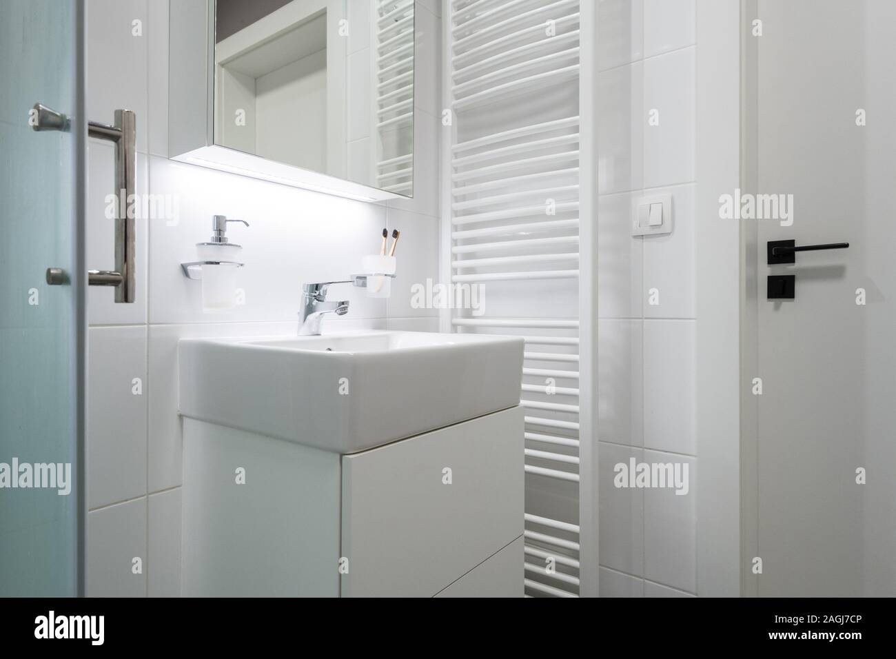 Détail de l'intérieur salle de bains moderne en vacances Banque D'Images