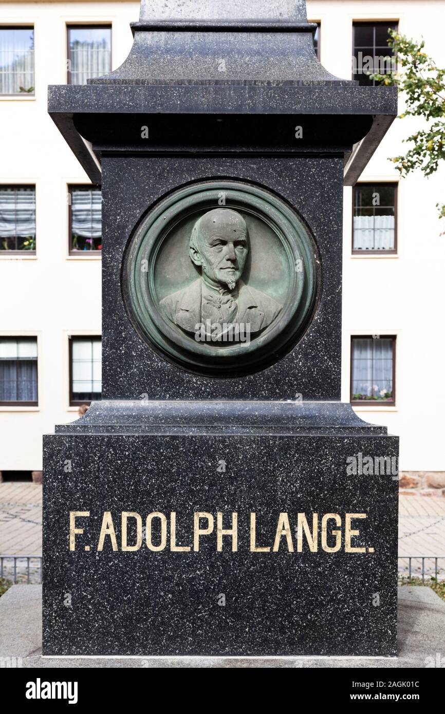 Monument en l'honneur du fondateur maître horloger Ferdinand Adolph Lange de l'industrie horlogère dans la région de Glashutte Banque D'Images