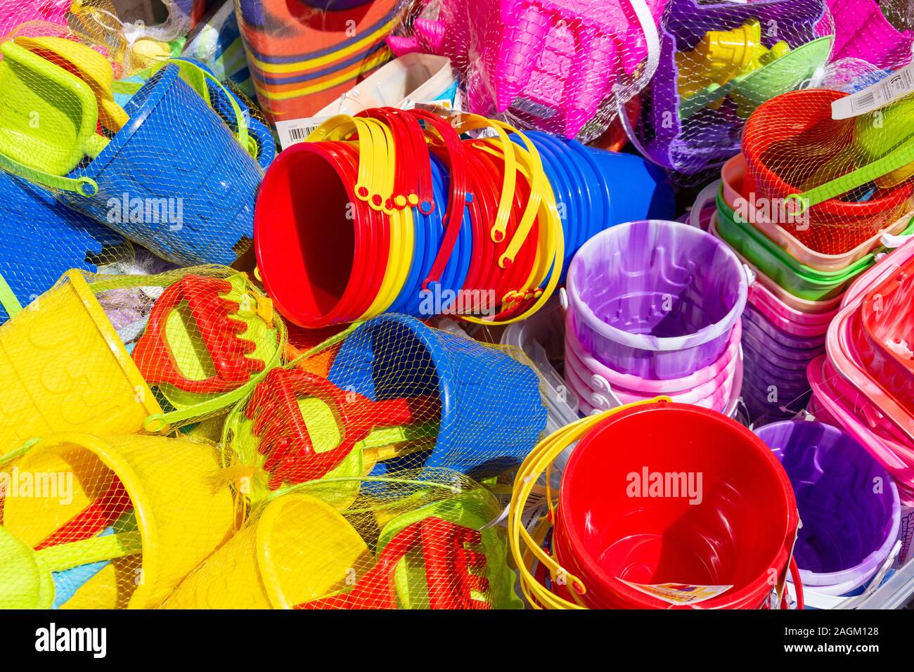Buckets Banque de photographies et d’images à haute résolution Alamy