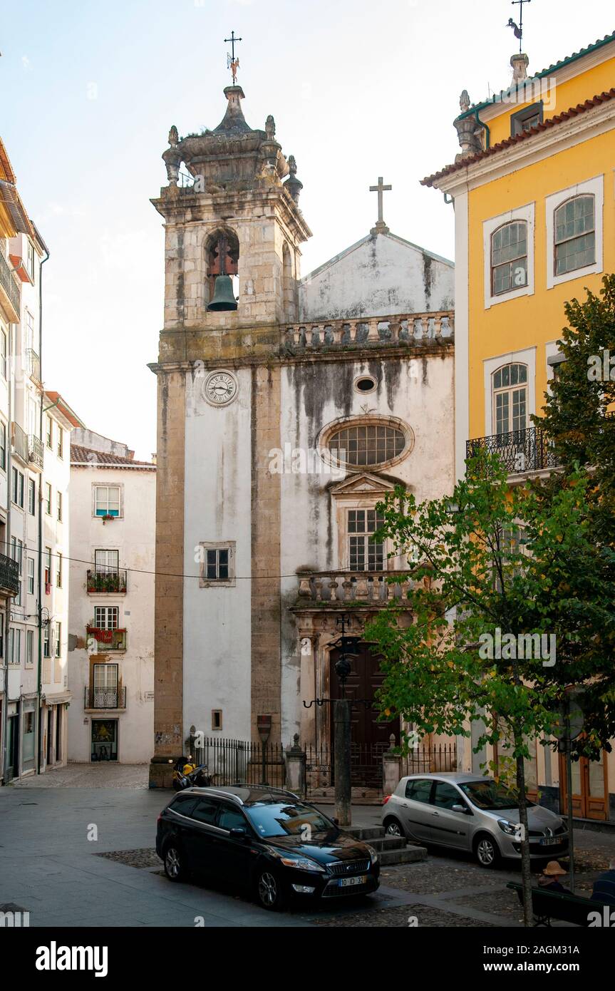 Façade de l'église Saint Bartolomeu, Coimbra, Portugal Banque D'Images