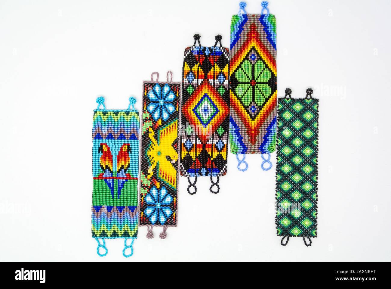 Perles Bracelets Huichol, colle, art faites par tribu Huichol Banque D'Images