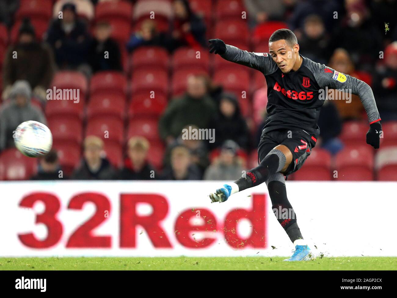 Stoke City's Tom Ince au cours de la Sky Bet Championship match au stade Riverside, Middlesbrough. Banque D'Images