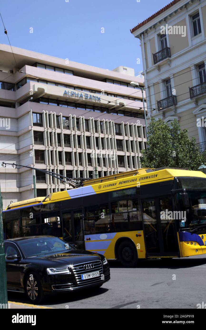 Bus alpha Banque de photographies et d’images à haute résolution - Alamy