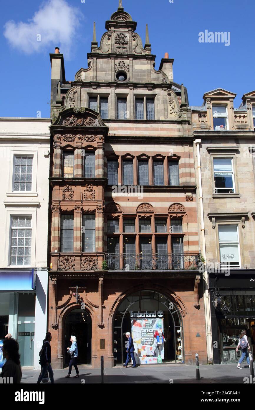 L'Écosse Glasgow Buchanan Street Magasin de chaussures Timberland - Se connecter à des fins de réutilisation ou de plastique recyclé dans les produits Banque D'Images