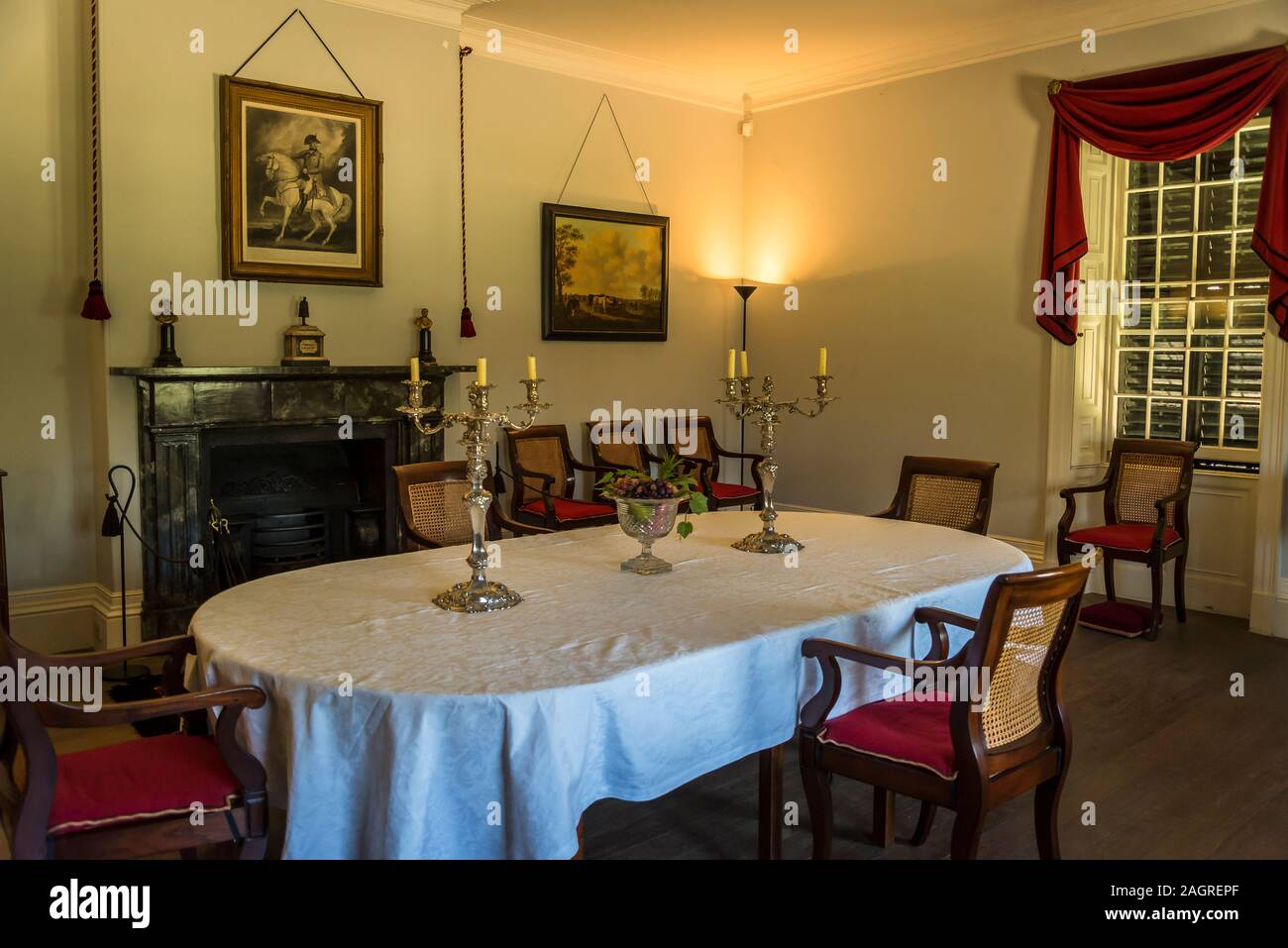 Salle à manger, l'Ancienne Résidence du gouverneur, un condamné ...