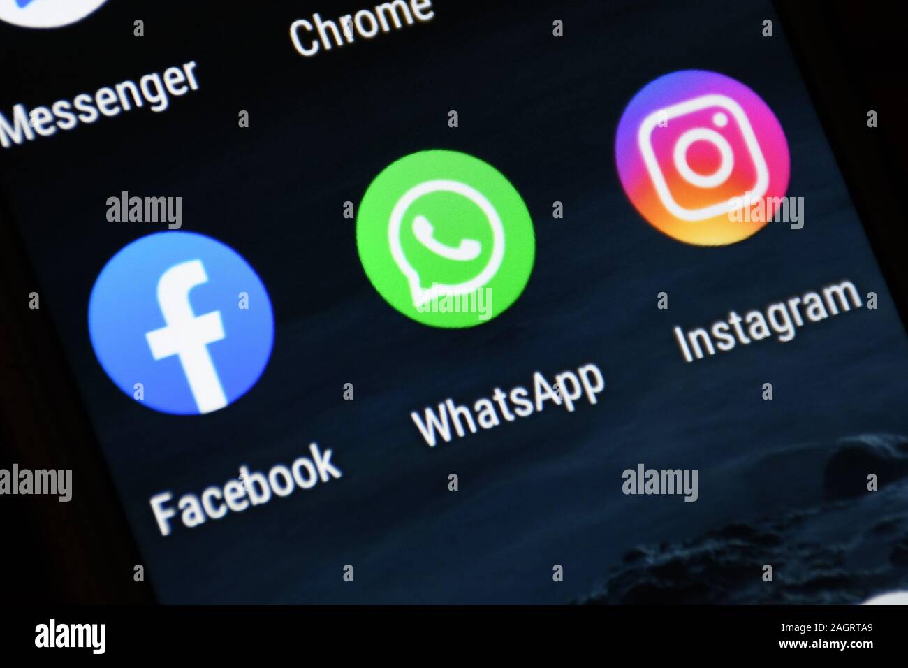 Facebook, Instagram et icônes de Whatsapp sur écran. Site web du réseau social. Icône. L'application de médias sociaux. Réseau social Banque D'Images