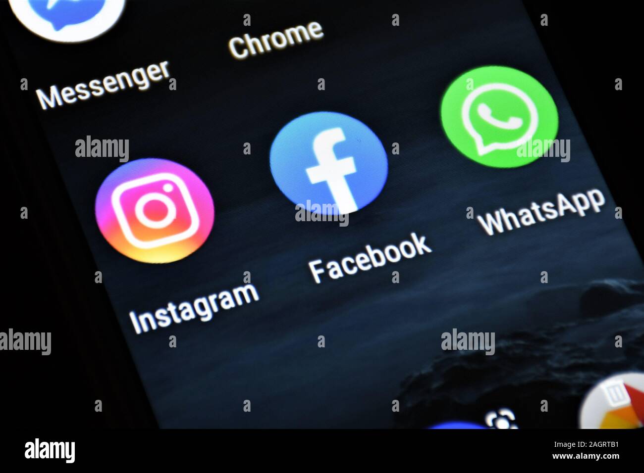 Facebook, Instagram et icônes de Whatsapp sur écran. Site web du réseau social. Icône. L'application de médias sociaux. Réseau social Banque D'Images