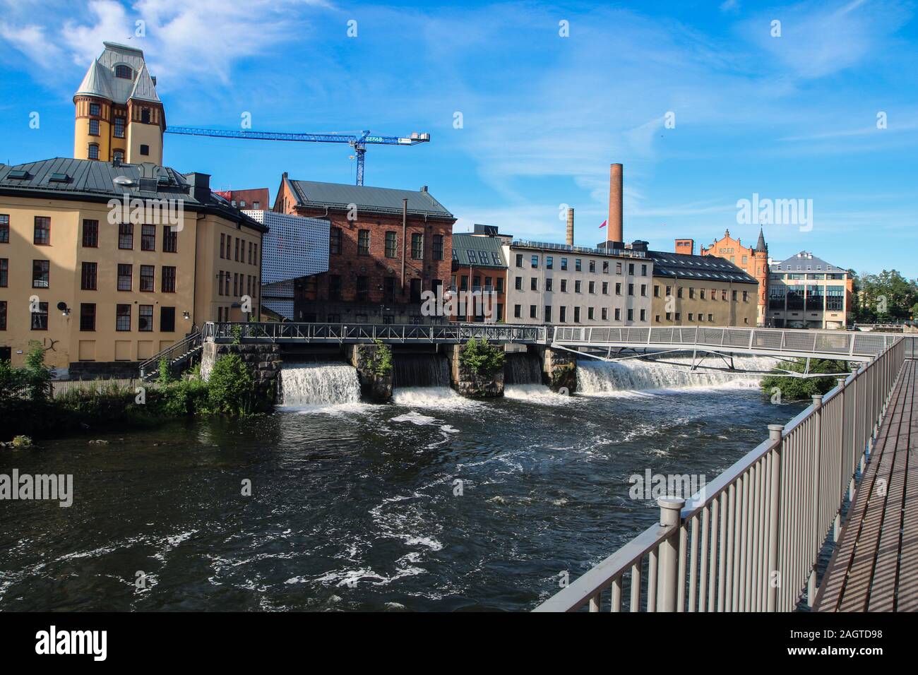 Le centre de la ville de Norrköpping en Suède avec sa combinaison intéressante de l'architecture moderne et historique. Banque D'Images