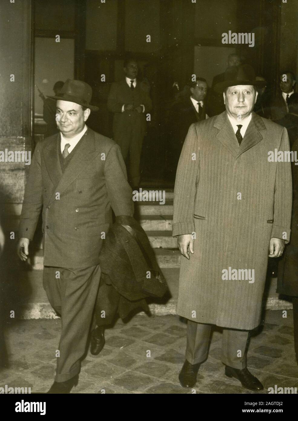 Les politiciens italiens Giovanni Malagodi et Giorgio Amendola, Rome, Italie 1960 Banque D'Images