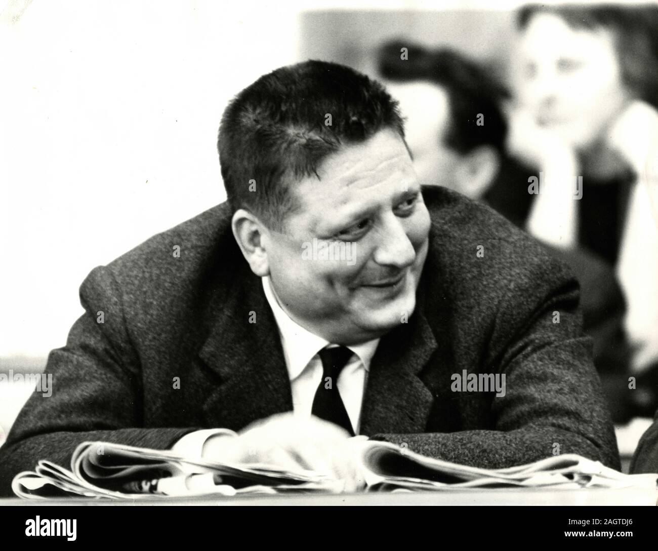 Homme politique italien Giorgio Amendola lors d'une conférence, Rome, Italie 1950 Banque D'Images