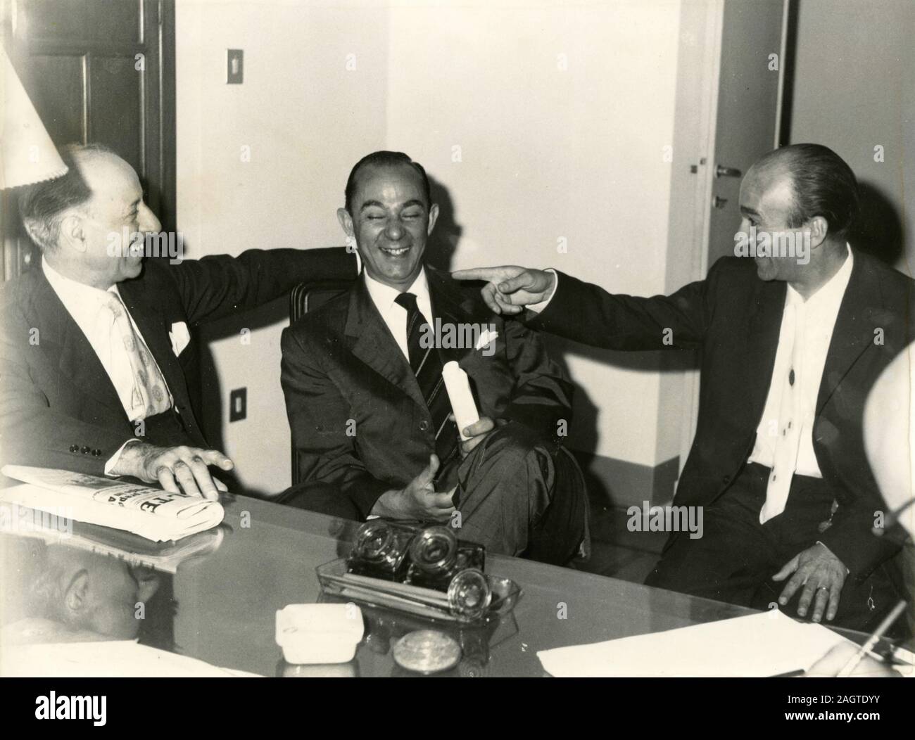 Les politiciens italiens Pietro Sponziello, Giuseppe Gonella, et Giorgio Almirante, Rome, Italie 1960 Banque D'Images
