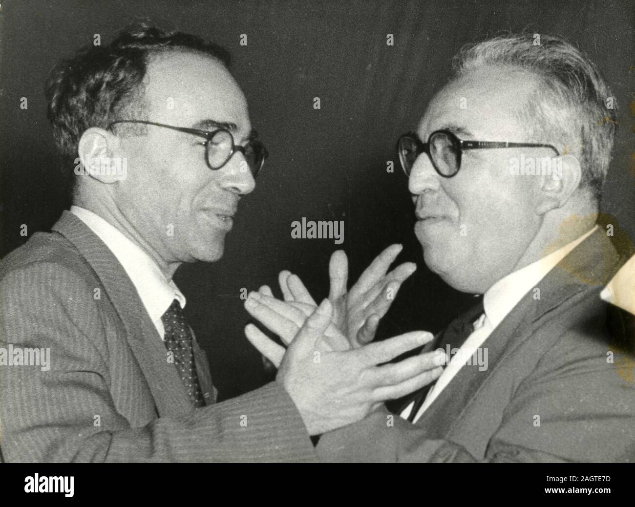 Les politiciens italiens Giorgio La Pira Maire de Florence et Silvio Gava, Florence, Italie 1960 Banque D'Images
