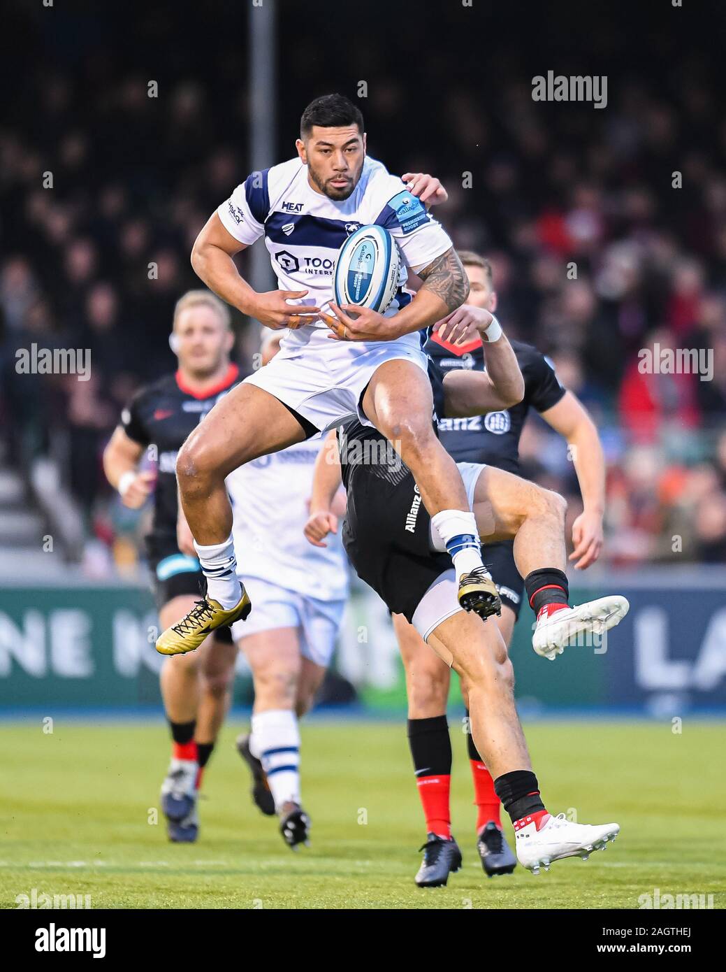 Londres, Royaume-Uni. Sep 20th, 2018. Charles Piutau de Bristol a attrapé la balle au cours de Gallagher Premiership match de rugby entre Saracens vs Bristol porte de Allianz Park le jeudi 20 septembre 2018. Londres Angleterre . (Usage éditorial uniquement, licence requise pour un usage commercial. Aucune utilisation de pari, de jeux ou d'un seul club/ligue/dvd publications.) Crédit : Taka G Wu/Alamy Live News Banque D'Images