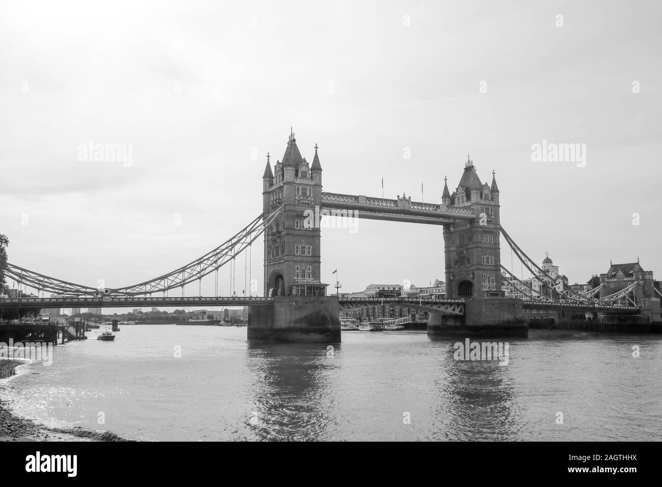 21 août 2019 - Tower Bridge, Londres, Royaume-Uni. Tower Bridge est probablement le plus célèbre pont du monde, debout au-dessus de la rivière Thame Banque D'Images