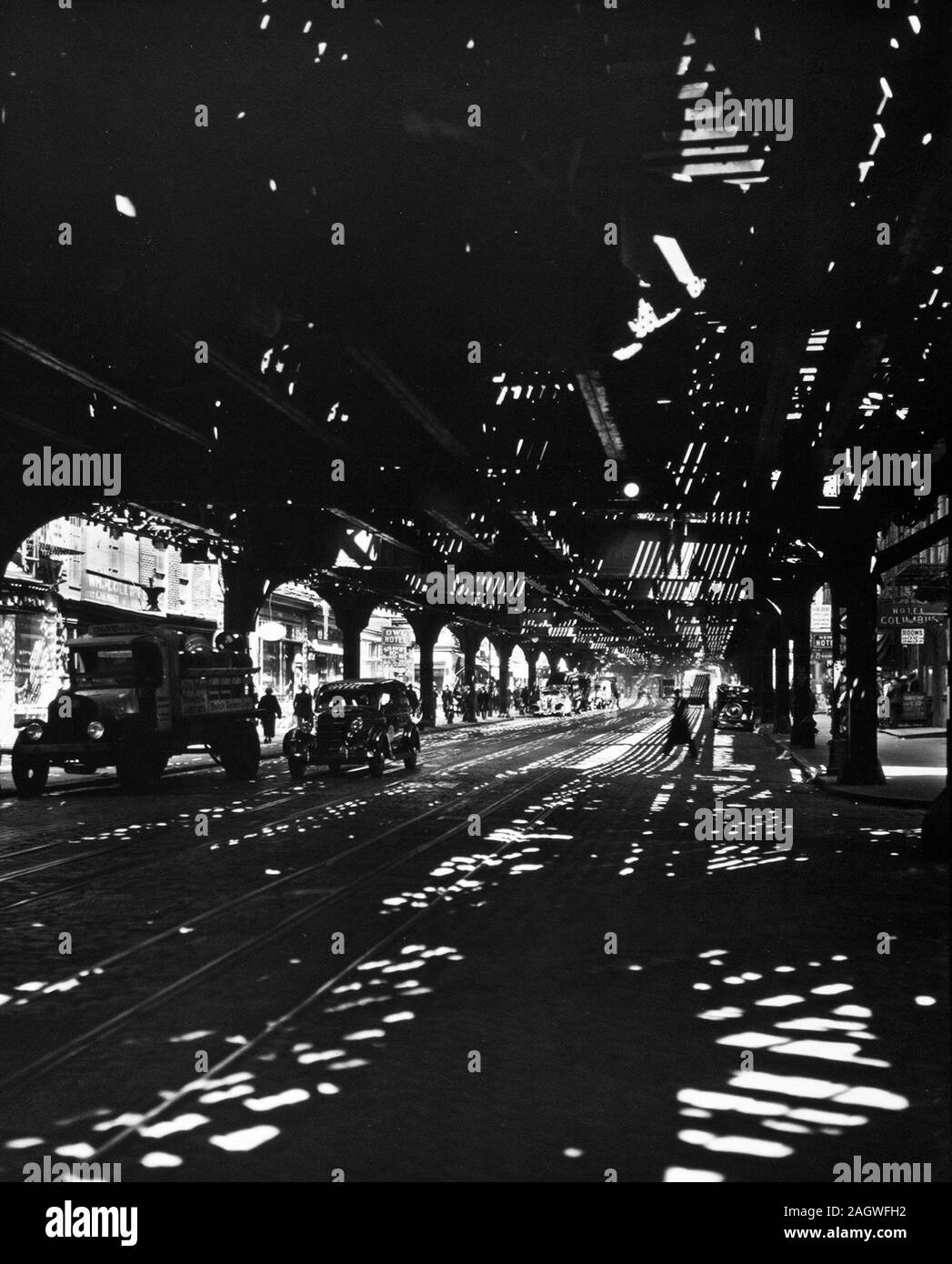 El', deuxième et troisième lignes, Avenue de la Division de Bowery St., Manhattan. Banque D'Images
