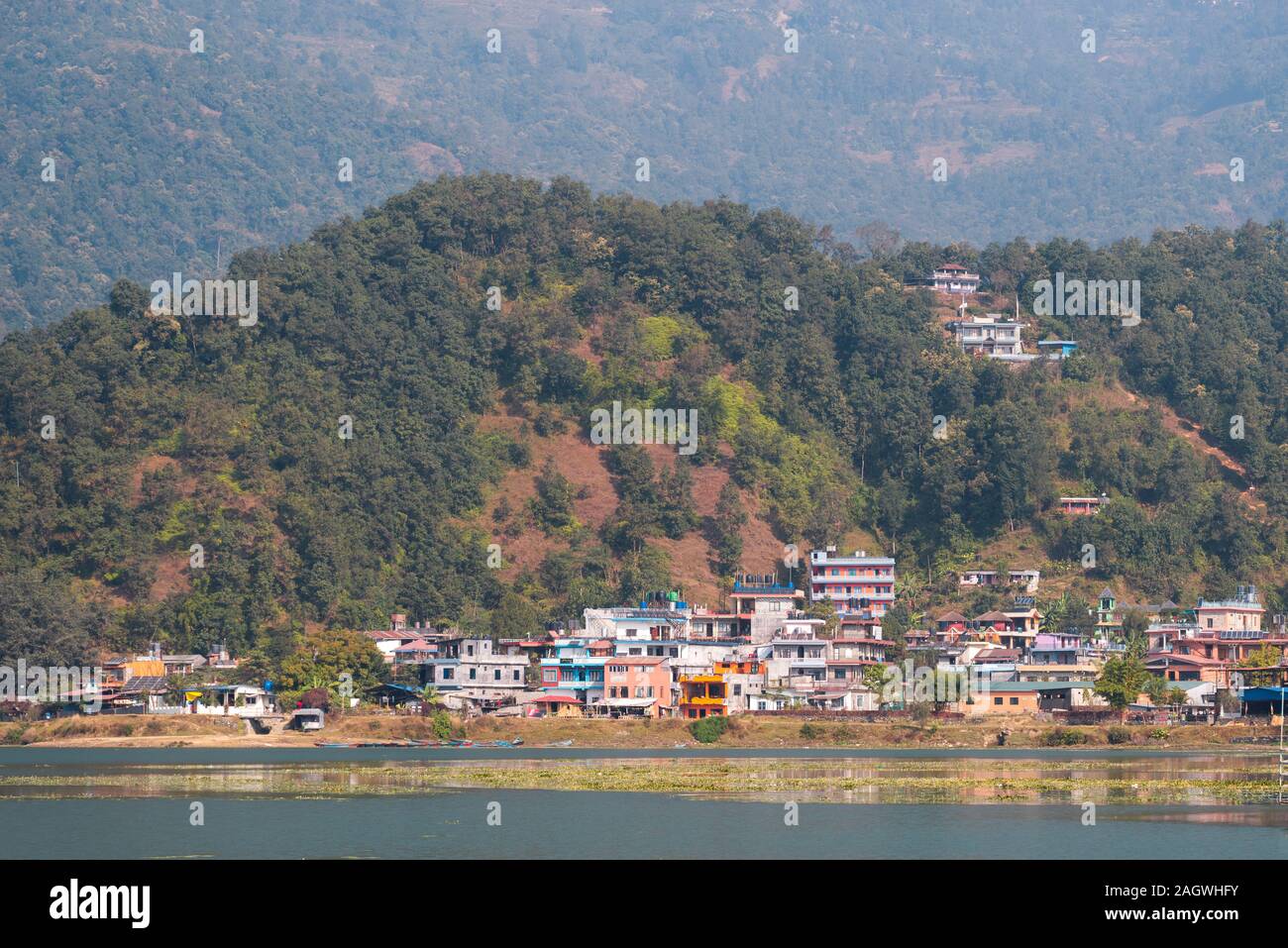 Pokhara - une ville du centre du Népal, le centre administratif du district de casques, Gandaki Zone et la région de l'Ouest. Sur les rives du lac Phewa Banque D'Images