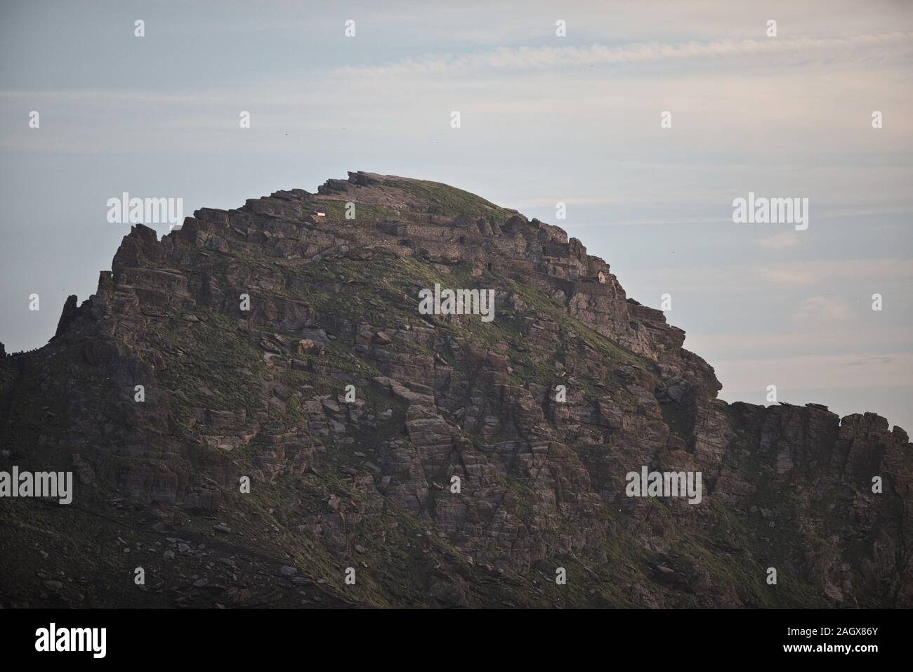 Une vue sur les anciennes ruines sur Skellig Michael, Irlande Banque D'Images