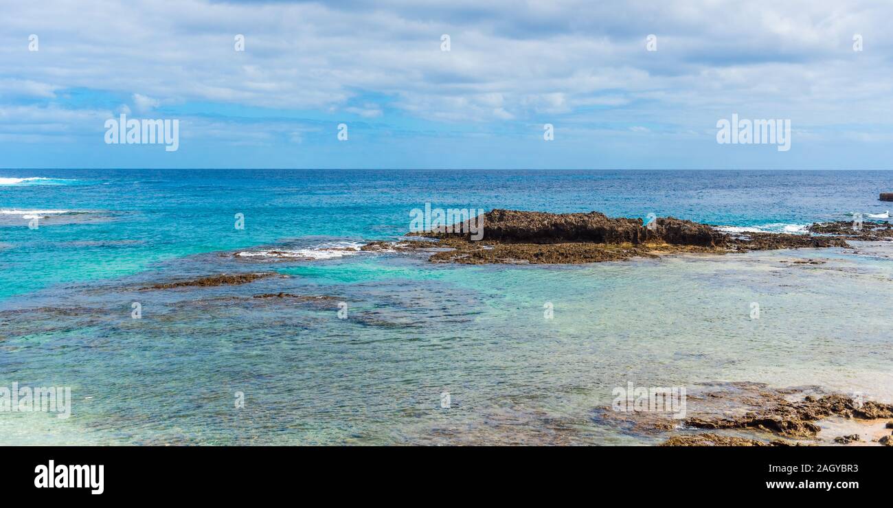 Seascape voir par temps ensoleillé, l'île de Tanna, Vanuatu Banque D'Images