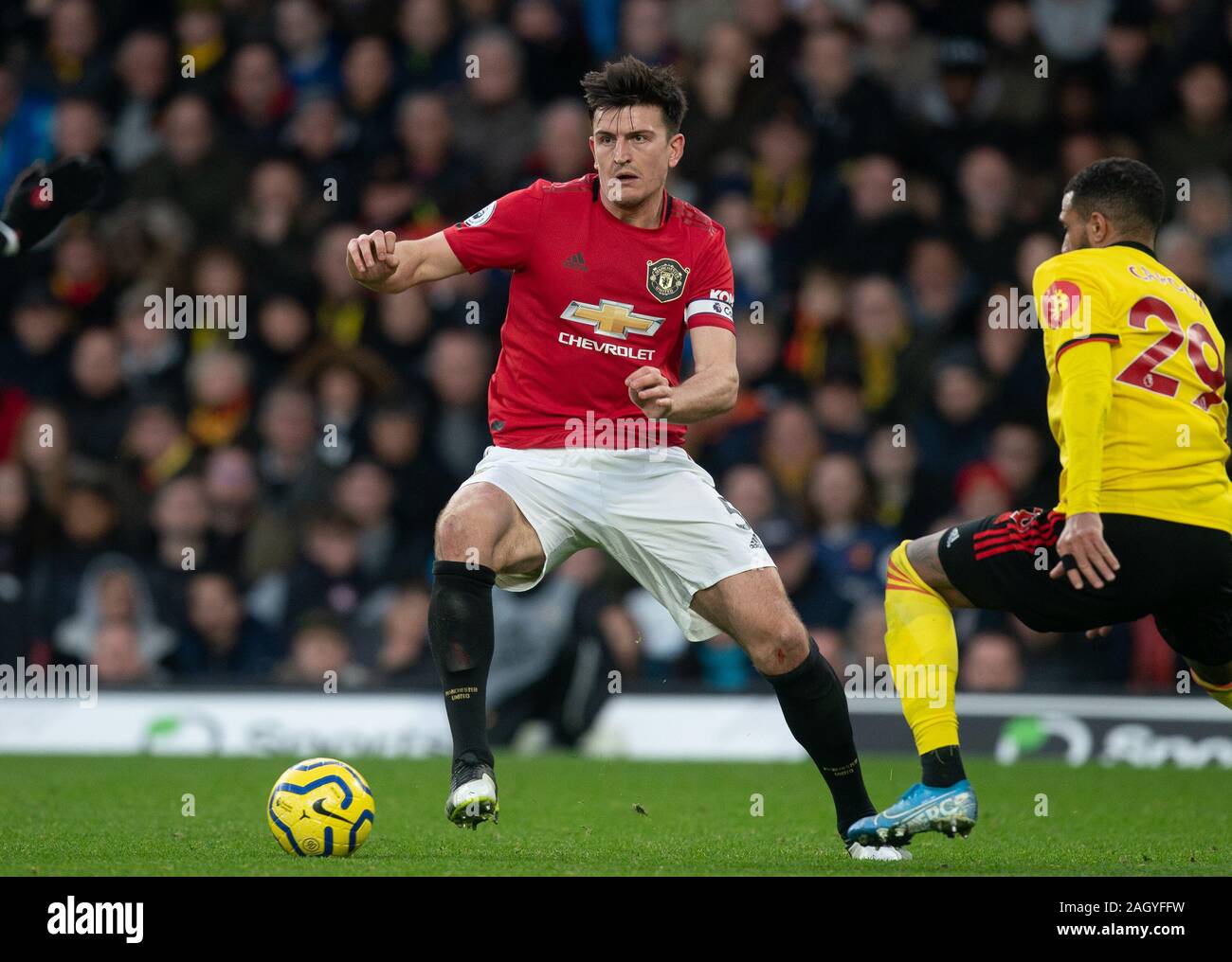 Watford, Royaume-Uni. Dec 22, 2019. Harry Maguire de Man Utd au cours de la Premier League match entre Manchester United et Watford à Vicarage Road, Watford, en Angleterre, le 22 décembre 2019. Photo par Andy Rowland. Credit : premier Media Images/Alamy Live News Banque D'Images