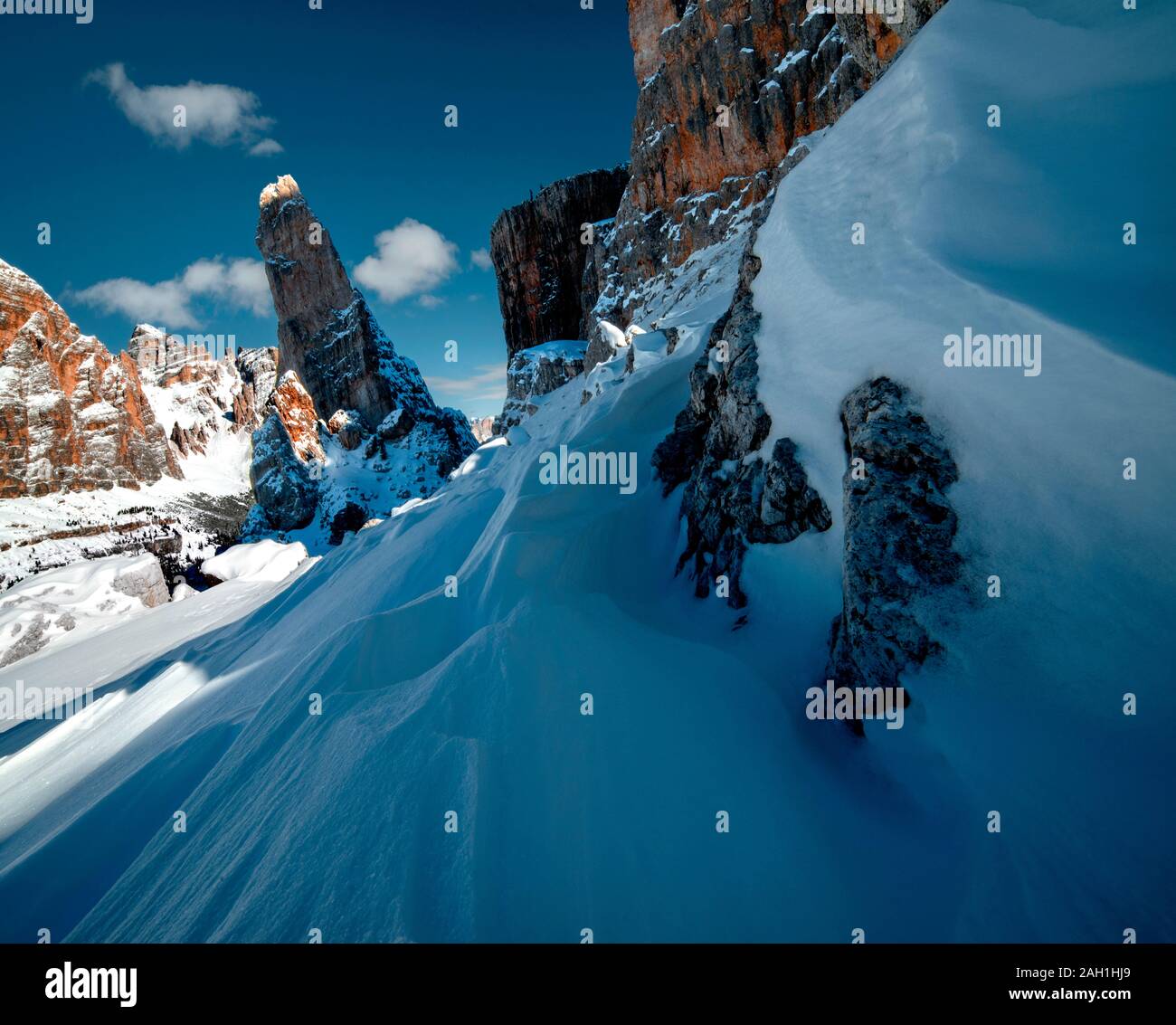 Belles montagnes dans les Dolomites Banque D'Images