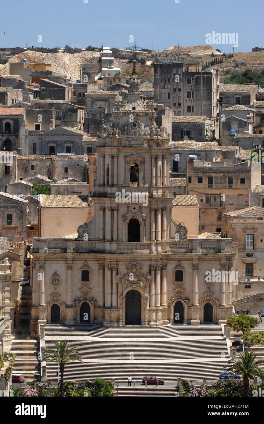 Italie Sicile Trapani , 03 juillet 2007 : Aperçu de Modica et le Duomo de San Giorgio Banque D'Images