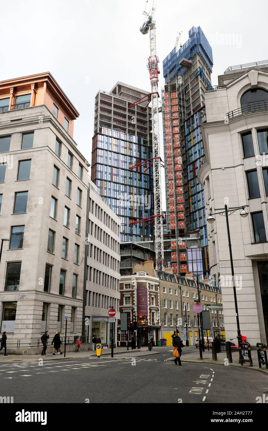 Un gratte-ciel résidentiel Crown Place est en construction au 54 Wilson Street et à l'extérieur dans la ville de Londres ce 2 Angleterre Royaume-Uni KATHY DEWITT Banque D'Images