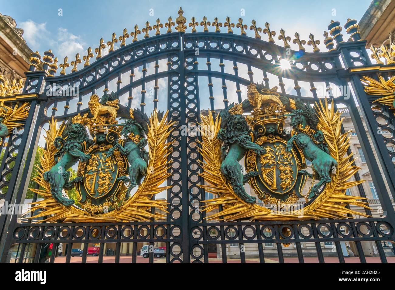 Entrée de la Buckingham Palace, Londres. La résidence officielle de la reine Elizabeth II, England, UK, FR Banque D'Images