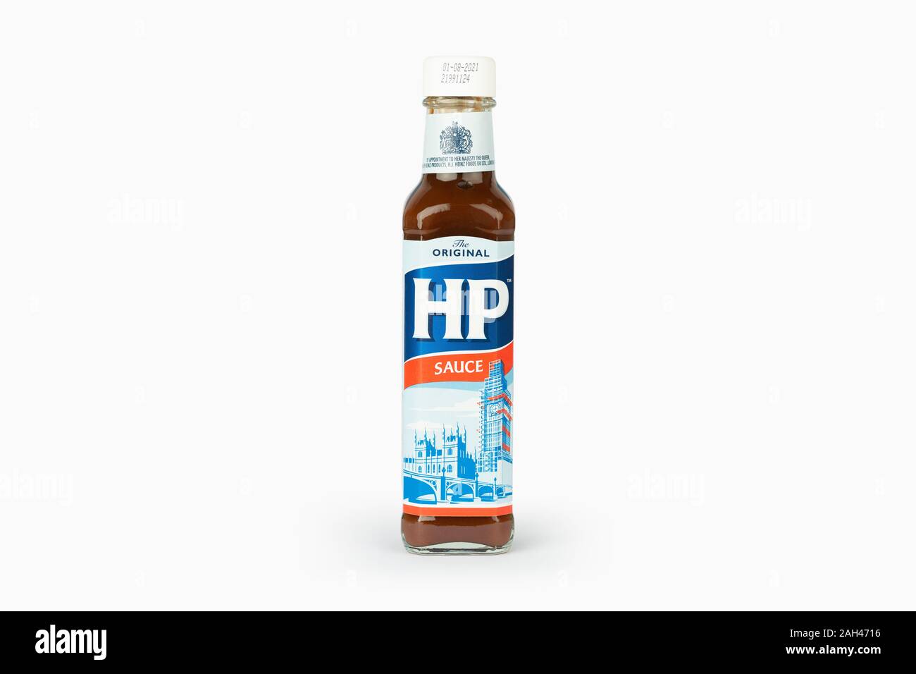 Une bouteille de sauce HP tourné sur un fond blanc. Banque D'Images