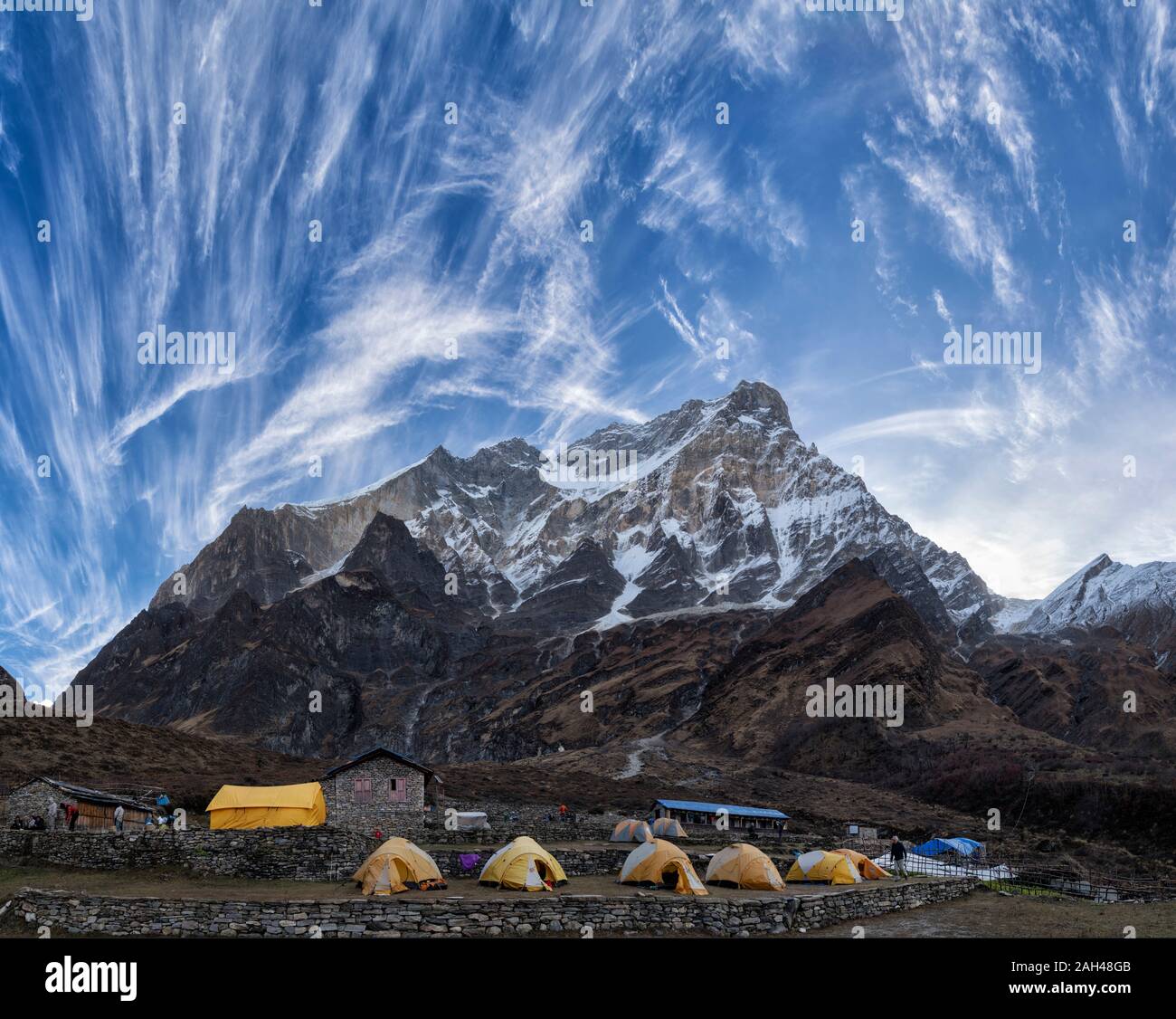 Dhaulagiri I, camp de base du Dhaulagiri Italien, Circuit Trek, Himalaya, Népal Banque D'Images